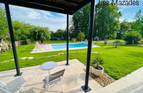 Les Mazades à 10 min de Périgueux avec piscine chauffée, meublé de tourisme classé 3 étoiles - Foto 3