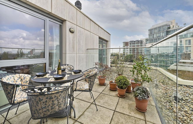 Superb Apartment With Terrace Near the River in Putney by Underthedoormat - Foto 29