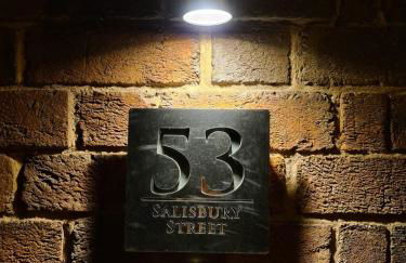 2 Bedroom Central Apartment - Photo 7