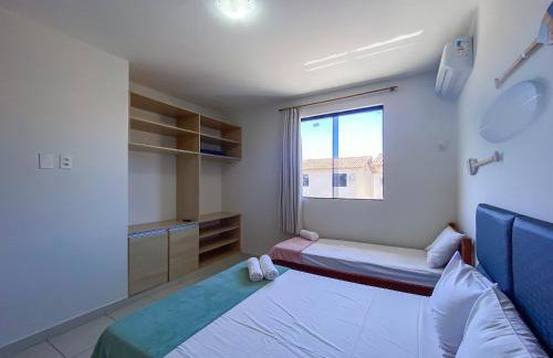 Aptos em condominio frente mar na praia de Taperapuã, atravessou a rua está na praia, aptos com 2 quartos com ar condicionado, internet privativa 300MBPS, 1 vaga de garagem, acomodam até 6 pessoas - Foto 61