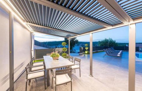 3 Bedroom Gorgeous Home In Sorici - Photo 3