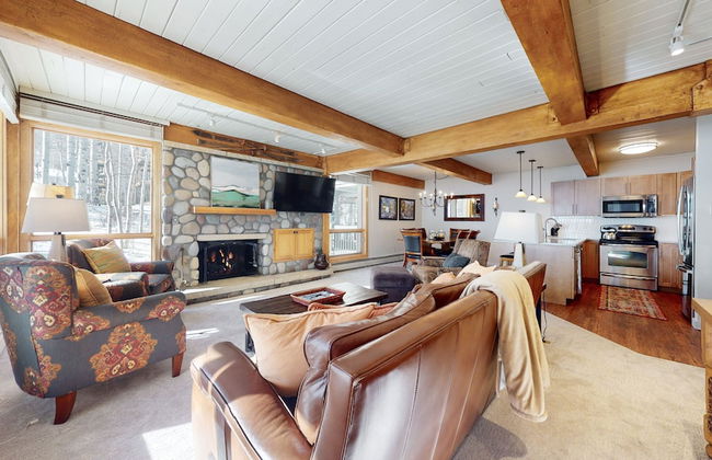 Top of the Village - Foto 80