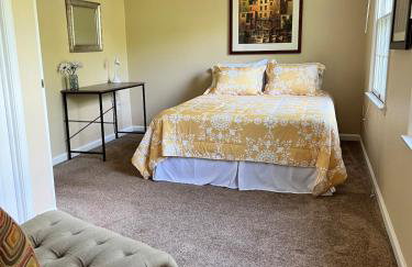 Mins to Blessing Hospital, Miss River, Country Club - Foto 16