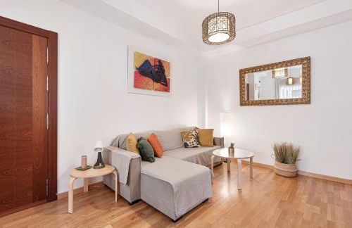 Piscina, patio privado y aparcamiento - Foto 7