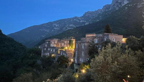 Oliveto stunning property with private garden - Photo 2