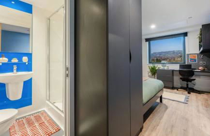 For Students Only - Hollis Wharf in Bath - Photo 15