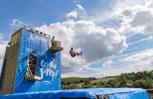 Spacious and modern 3 bedroom Doniford Bay Haven Caravan Park Static Caravan - Photo 13