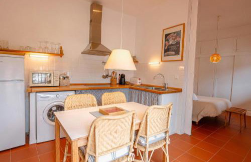 ApartmentsTamariu5 Cozy Retreat with Terrace - Foto 17