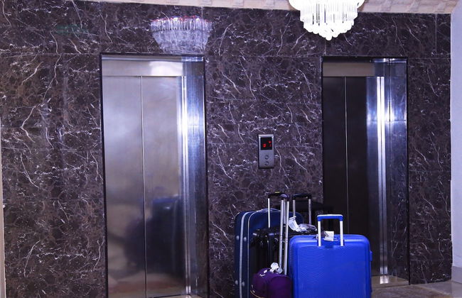 Skylight Apartments - Photo 2