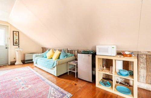 Luxurious sky loft with giant soaker tub, steam room, views - Foto 29