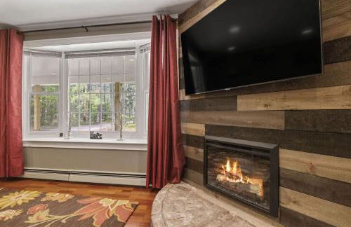 Lake Escape Family & Pet Friendly with Dock Access - Photo 26