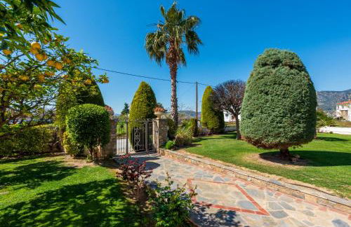 Christina's Twin Palm Trees House - Foto 31