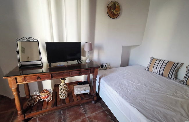 Authentic White House in Paros Lefkes - Photo 5