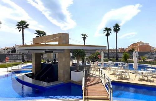 Lujoso Ático en Flamenca Village! - Photo 2