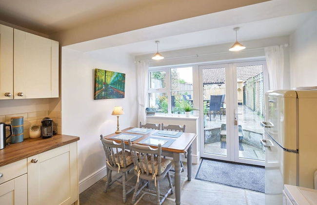 Host Stay Willow Cottage - Photo 9