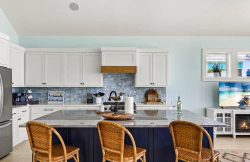 Wayward Sun Luxury 4BR Gulf Retreat w Pool, Hot Tub & Elevator - Foto 17