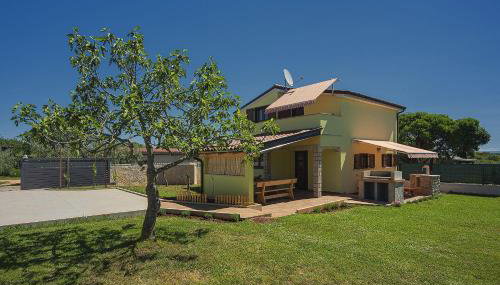 Ferienhaus mit Badminton- und Minifussballplatz - Foto 3