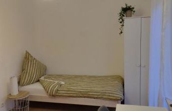 Schöne und optimal gelegene Wohnung OG - Foto 12