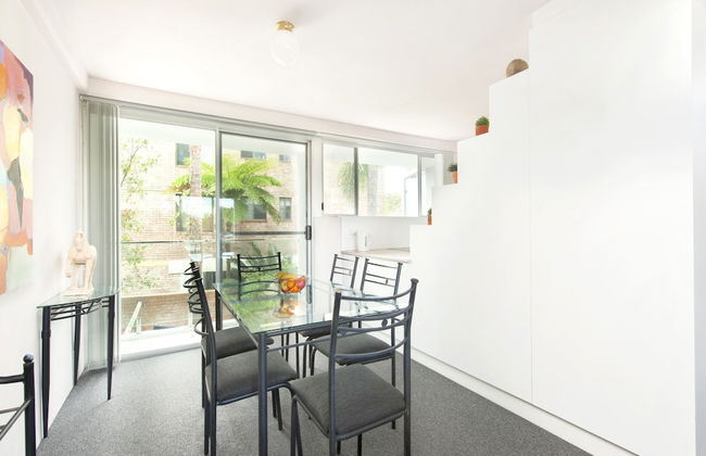 9 Cirrus at Fingal Bay - Photo 6