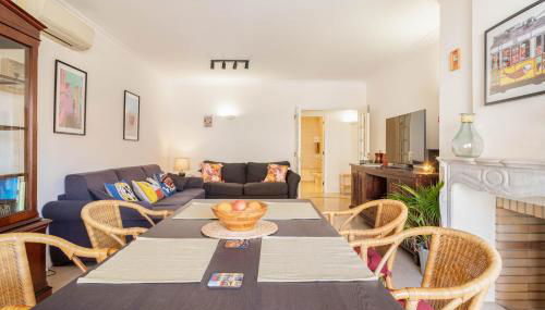 Central Cascais Apartment with private parking - Foto 3