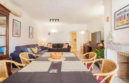 Central Cascais Apartment with private parking - Foto 3