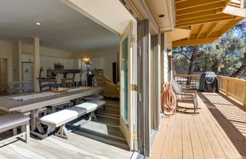 Game Room and Deck Modern Frazier Park Home! - Foto 12