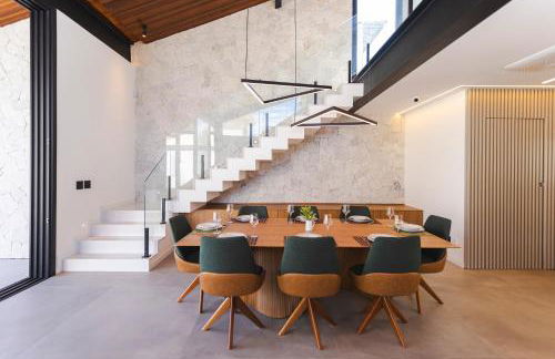 Luxury House in Gated Community with Pool near Beaches! - Foto 3