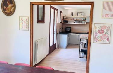 Four Seasons Apartment Ski Access & Mountain Views - Foto 36