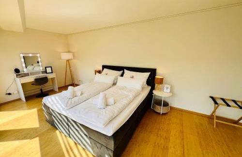 Panoramablick mit Privatparkplatz, 2 Balkone und 1,5 Bäder - Foto 11