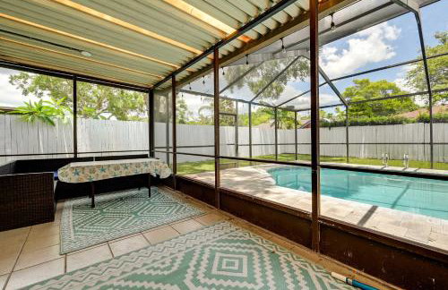 Pet-Friendly Home with Pool in Palm Harbor! - Foto 12