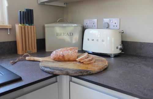 The Old Workshop - a cosy country retreat - Photo 16