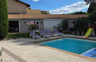 Chez Patricia en Beaujolais - Foto 1