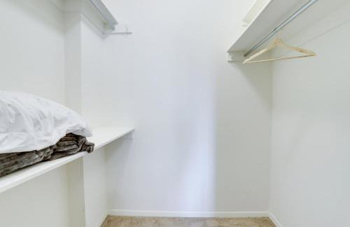 Business Ready Comfort Apt Near DC - Foto 29