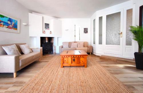 Villa Exclusiva, Piscina Privada y Vistas al Mar - Photo 34