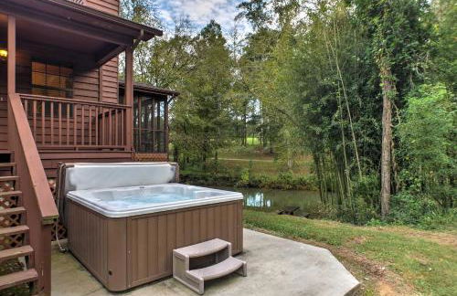 Creekfront Cabin Near Chattanooga with Hot Tub! - Foto 21