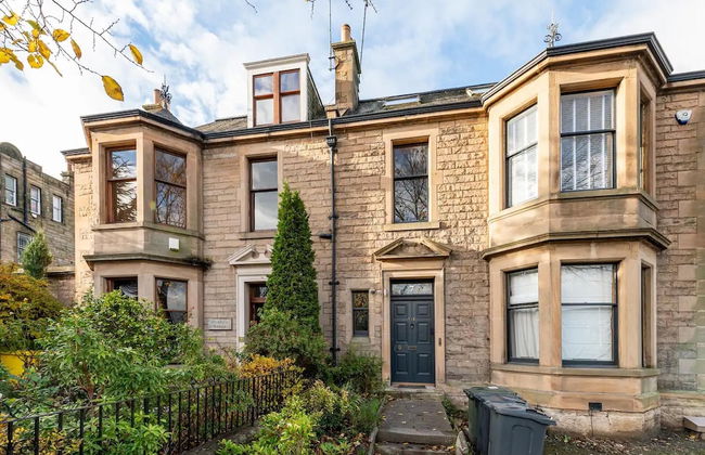 Stunning 5 Bedroom Large Apartment With Parking - Foto 42