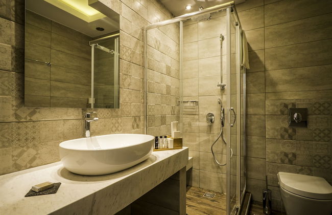 Talos Luxury Suites - Photo 67