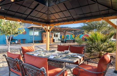 The Hummingbird House, Sauna & Mountain Views! - Foto 16