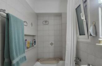 Iselia House - Photo 14