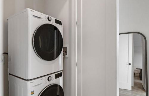 Upscale Views 2br Free Parkn, Walk 2 Train, 2bath - Foto 17