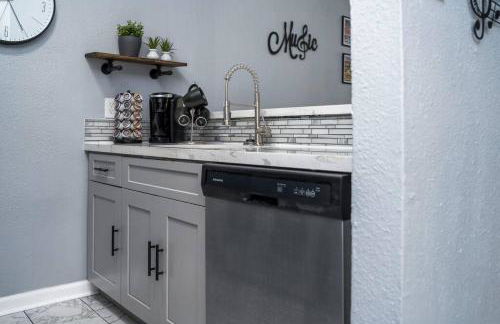 The Music Room Tsu,NRG,MedCtr,Concerts,rodeo - Photo 23