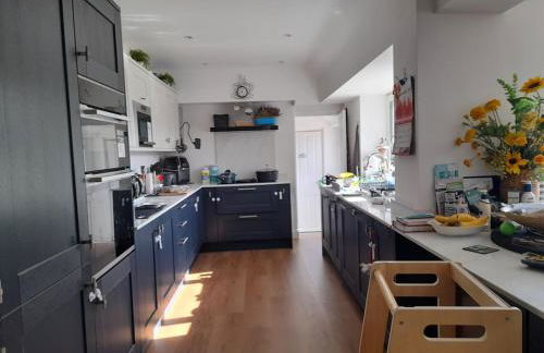 Peaceful Room Overlooking Nature & dedicated bathroom - Foto 4