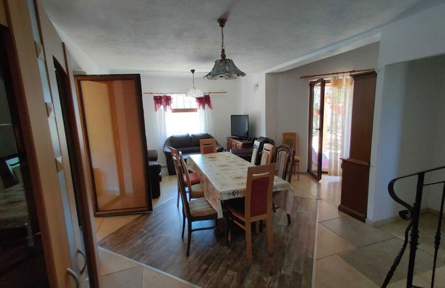 Family Rustic House With Private Pool - Photo 7