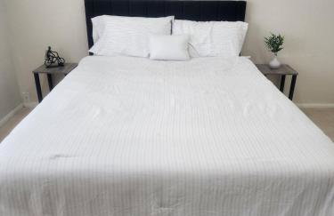 Bold Blue Retreat in Henderson - Foto 10