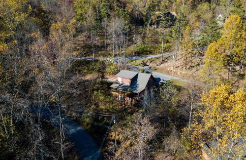 Whispering Pines Retreat By Ghosal Luxury Lodging - Foto 6