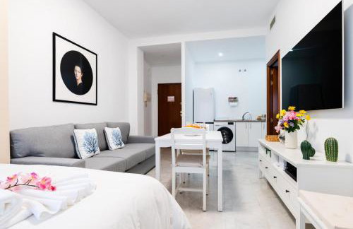 Apartamento Deluxe 2 Room Piscina Parking LuxSevilla Bormujos - Photo 4