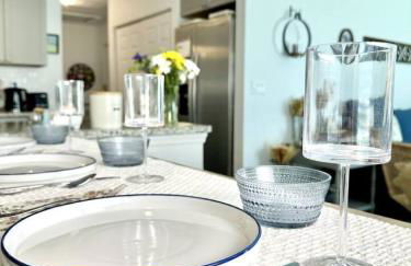 Doxie Cottage Close to WEC Springs and More - Foto 14