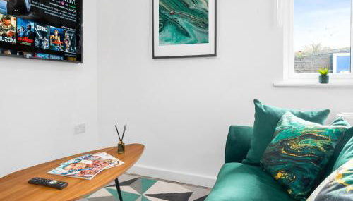Modern 2 Bed Apartment - Parking - Smart TV - Fast Wi-Fi 27CR - Foto 4