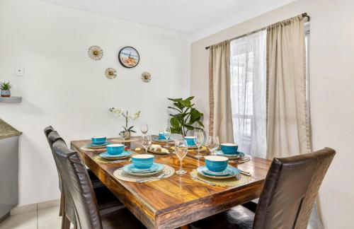 The Flamingo*4bed*pool*jacuzzi*foosball - Foto 17