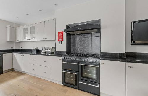 Sleeps 7 Large 4 Bed Town House for Contractors & Families & Friends in Great Central Location - Foto 27